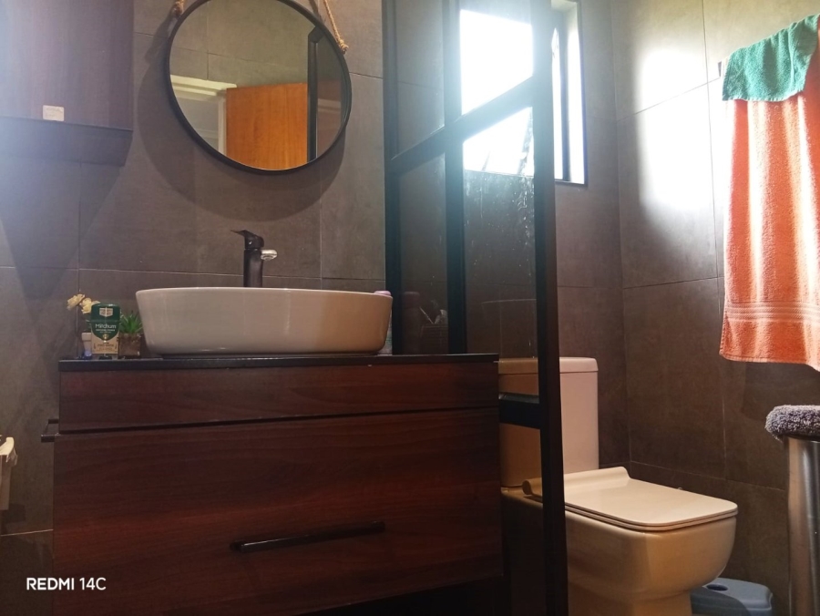 5 Bedroom Property for Sale in Universitas Ridge Free State